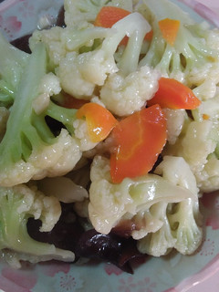 清炒白花椰菜 的食譜成品照片