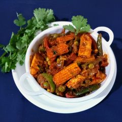 A picture of Veg jalfrezi.