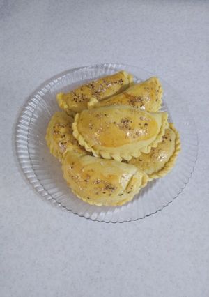 عکسی از دستور پیراشکی گوشت و قارچ