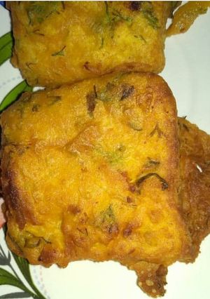 A picture of Bread pakoda.