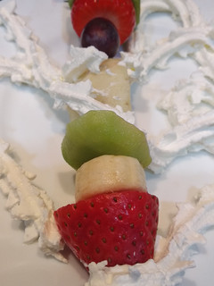 Una foto de Brocheta multifrutas