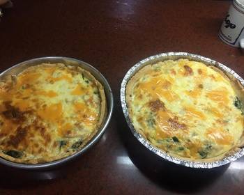 Popular Cuisine Chicken and Spinach quiche Restaurant Style