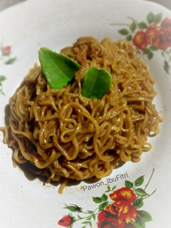 Foto resep Mie Goreng Daun Jeruk