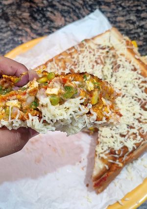 A picture of Veg Cheese Grilled Sandwich 📌.