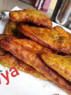 ब्रेड पकोड़ा (bread pakoda recipe in hindi) रेसिपी मुख्य फोटो