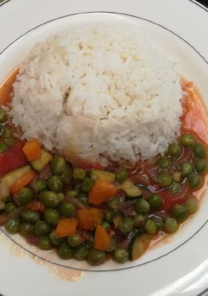 A picture of Rice and peas.