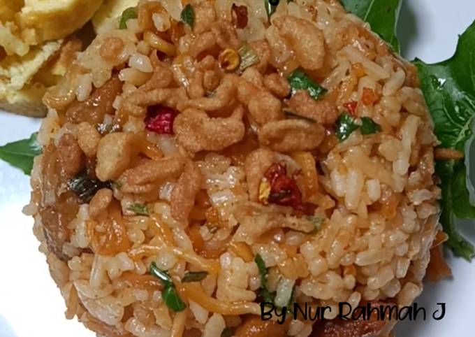 Resep: MiNas (Mi Nasi Goreng) Yang Sederhana