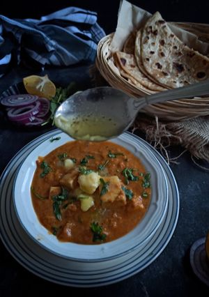 पनीर लबाबदार (paneer lababdar recipe in Hindi) रेसिपी मुख्य फोटो
