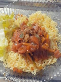 عکسی از دستور نودل با گوشت چرخ کرده