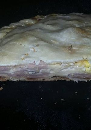 Una foto de Tarta de jamón y queso