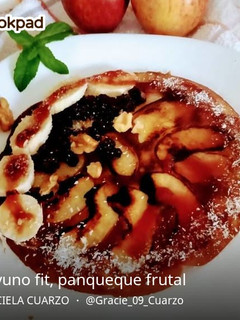 Una foto de Desayuno fit, panqueque frutal