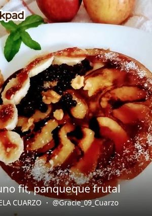 Una foto de Desayuno fit, panqueque frutal