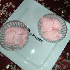 A picture of Strawberry ice cream.