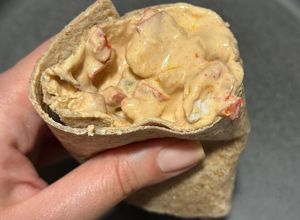 Φωτογραφία της συνταγής Wrap τορτίγιας με κοτόπουλο και γιαούρτι