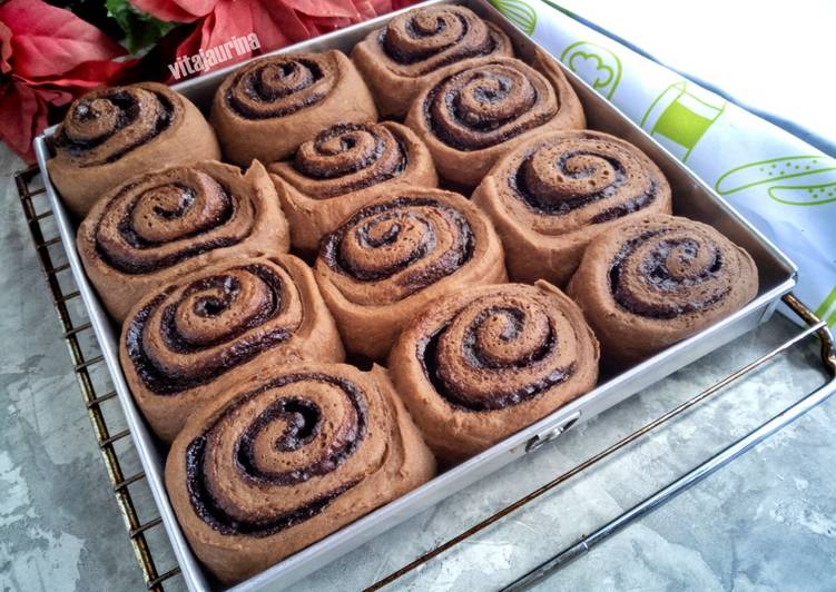 Chocolate Cinnamon Rolls