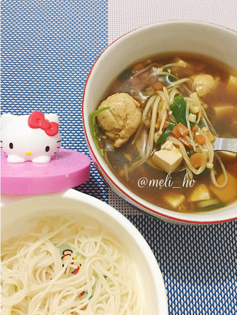 Anti Ribet, Buat Misoa Rebus dan Sop Enoki Bakso Ayam (MPASI 1y+) Irit Anti Gagal