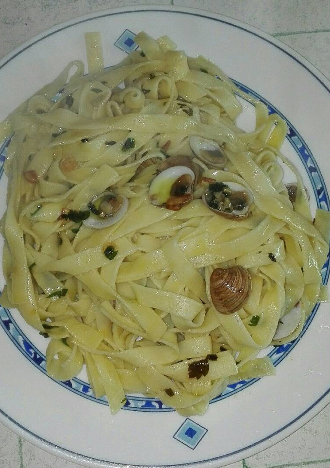 Una foto de Pasta con almejas rápido