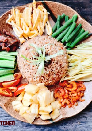 Hình của món Cơm chiên mắm ruốc ngũ sắc.
