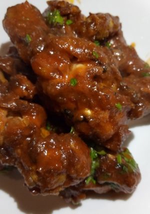 A picture of Hot and sweet karage wings.