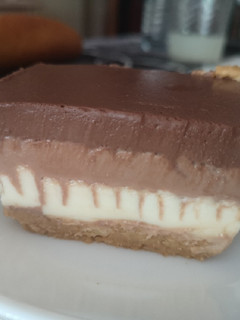 Una foto de Tarta 3 chocolates🍫 con Mambo Cecotec