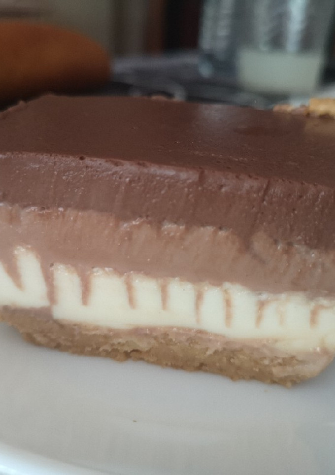 Una foto de Tarta 3 chocolates🍫 con Mambo Cecotec