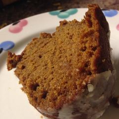 A picture of Molasses pumpkin gingerbread.