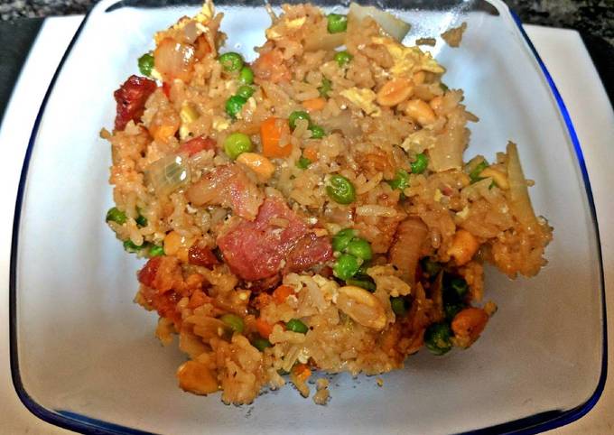 How to Prepare Perfect Easy one pan bacon fried rice