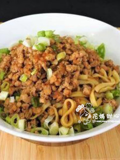 肉醬乾拌麵(10分鐘快速料理) 的食譜成品照片