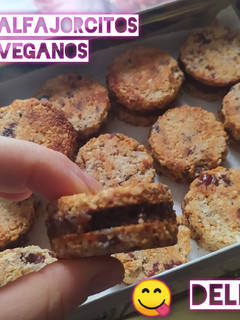 Una foto de Alfajores / Alfajorcitos veganos🥰❤️