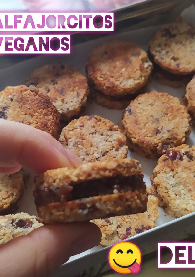 Una foto de Alfajores / Alfajorcitos veganos🥰❤️