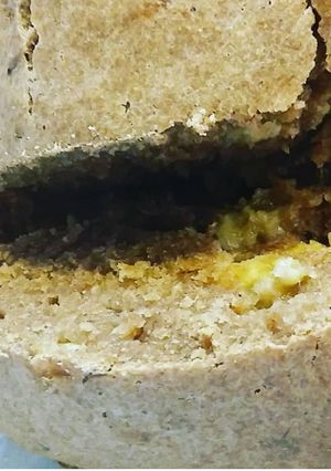 Una foto de Budín de banana vegano con harina integral light 😋😘
