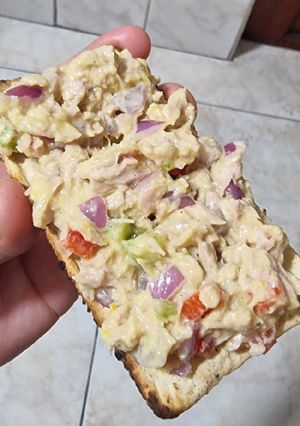 Una foto de Atún para el desayuno