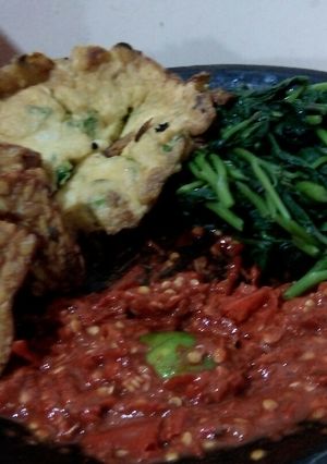 Foto resep Sambal terasi maknyuss