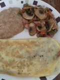 Omelette con champiñones