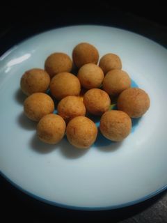 कचोरी (kachori recipe in marathi) रेसिपी चे मुख्य फोटो