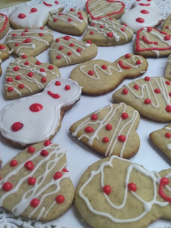 Una foto de Galletitas navideñas de jengibre y canela