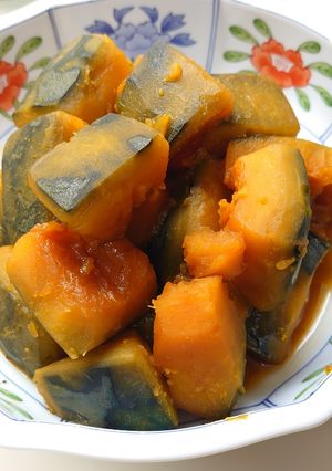 A picture of Simmerd japanese squash for the winter solstice.
