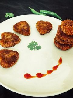 உருளை கிழங்கு கட்லெட்(potato cutlet recipe in tamil) செய்முறை முக்கிய புகைப்படம்