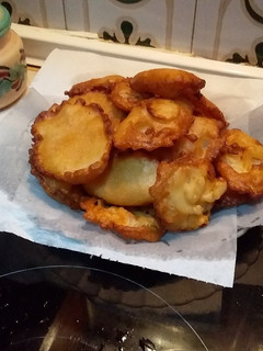 Una foto de Buñuelos de viento con sabor a Magdalena