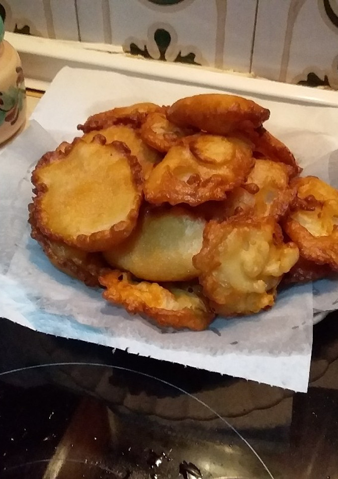 Una foto de Buñuelos de viento con sabor a Magdalena