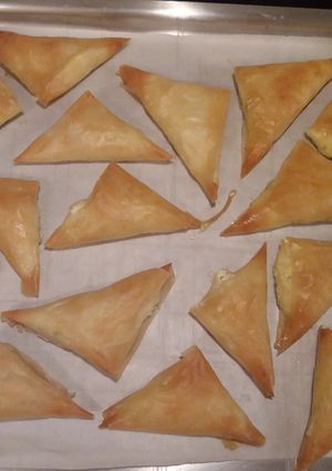 Φωτογραφία της συνταγής Τρίγωνα τυροπιτάκια