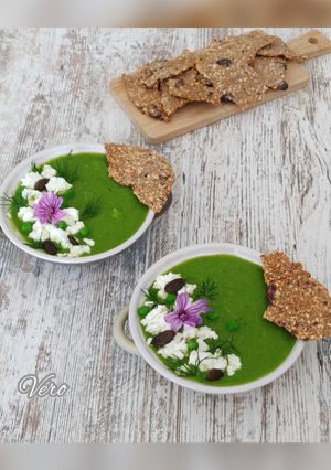 Une photo de Gaspacho de petits pois /menthe