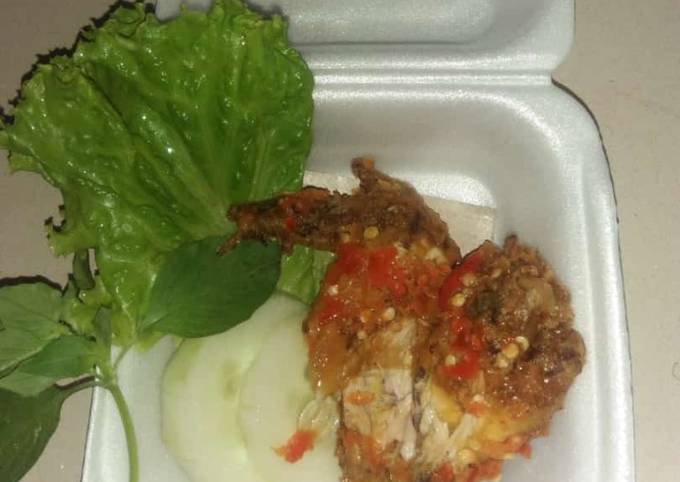 Ayam geprek sambel bawang