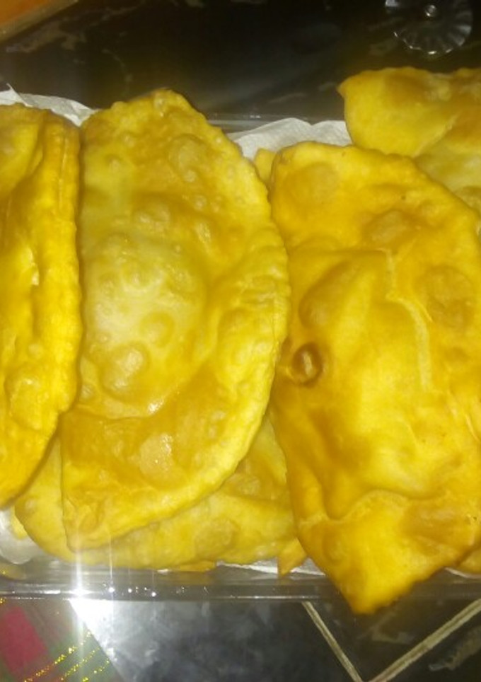 Una foto de Empanadas napolitana frita