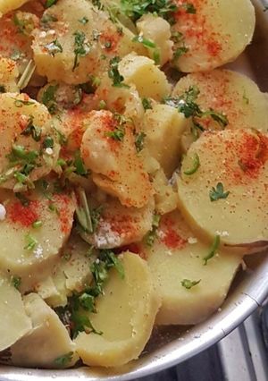 A picture of Shakarkandi chaat.
