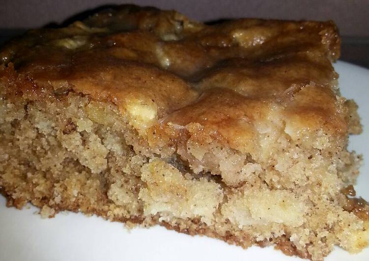 Simple Way to Make Homemade Apple Cake….  ♥