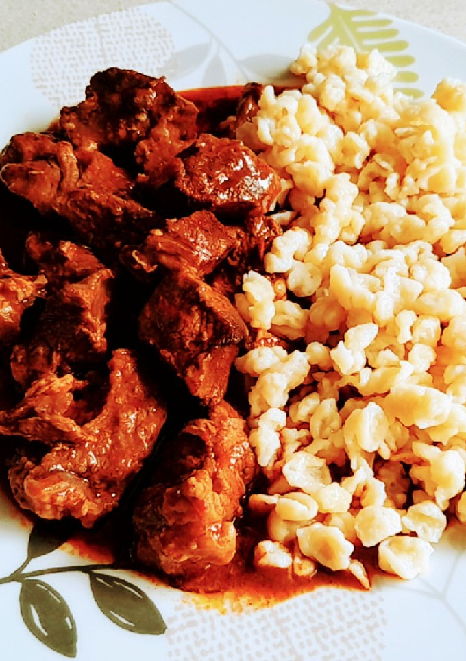 Marha lábszár pörkölt recept fotója