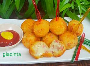 Foto resep Bola Kentang keju dan smoke beef bomb