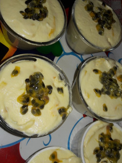 Una foto de Mousse de Mburucuya