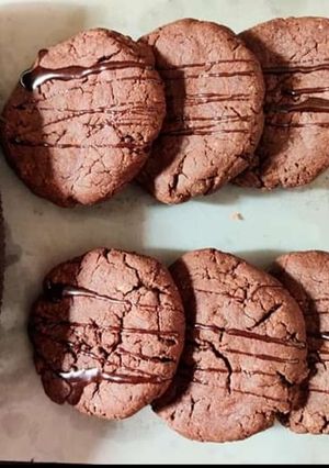 A picture of Chocolate lava cookies.